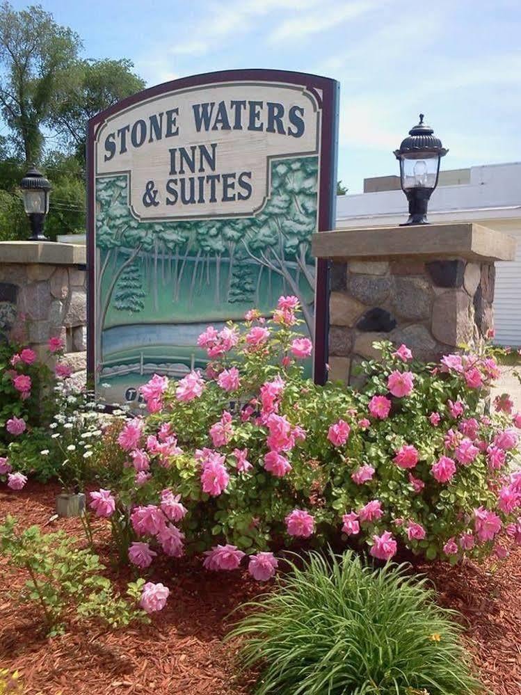 Stone Waters Inn Bellaire Exteriér fotografie